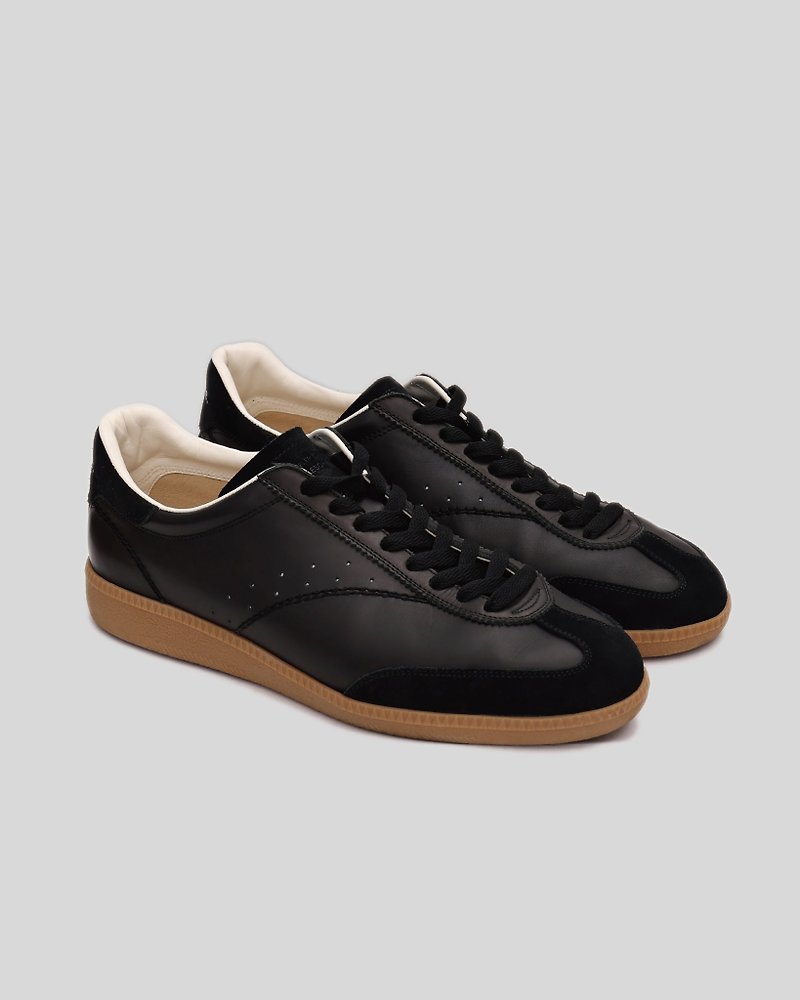 Daily cycling moral training shoes made with extreme stitching - Wax cowhide black plan(b)ike unisex style - รองเท้าวิ่งผู้หญิง - หนังแท้ 