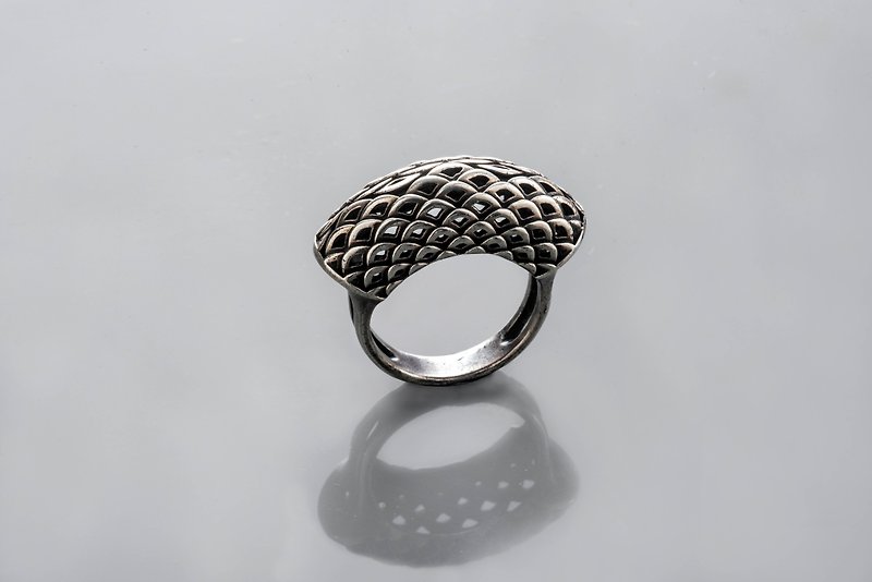 Frankness | Original Silver Ring scale perspective - Silver / handmade / gift / custom / design - แหวนทั่วไป - โลหะ สีเงิน