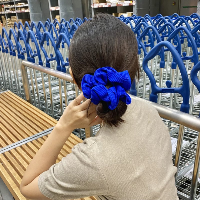Blue scrunchies - (KHLEUN) - 髮夾/髮圈 - 其他材質 藍色