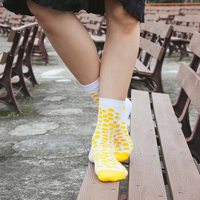 蘑菇Mogu / 襪子 / 蘑菇襪(1)-黃點點 - 襪子 - 棉．麻 黃色