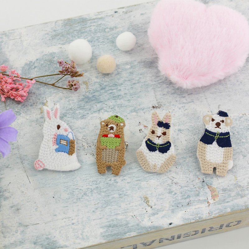 Set of 4pcs forest bunny&bear Wool thread hand embroidery brooch/pins/Best gift - Brooches - Wool 
