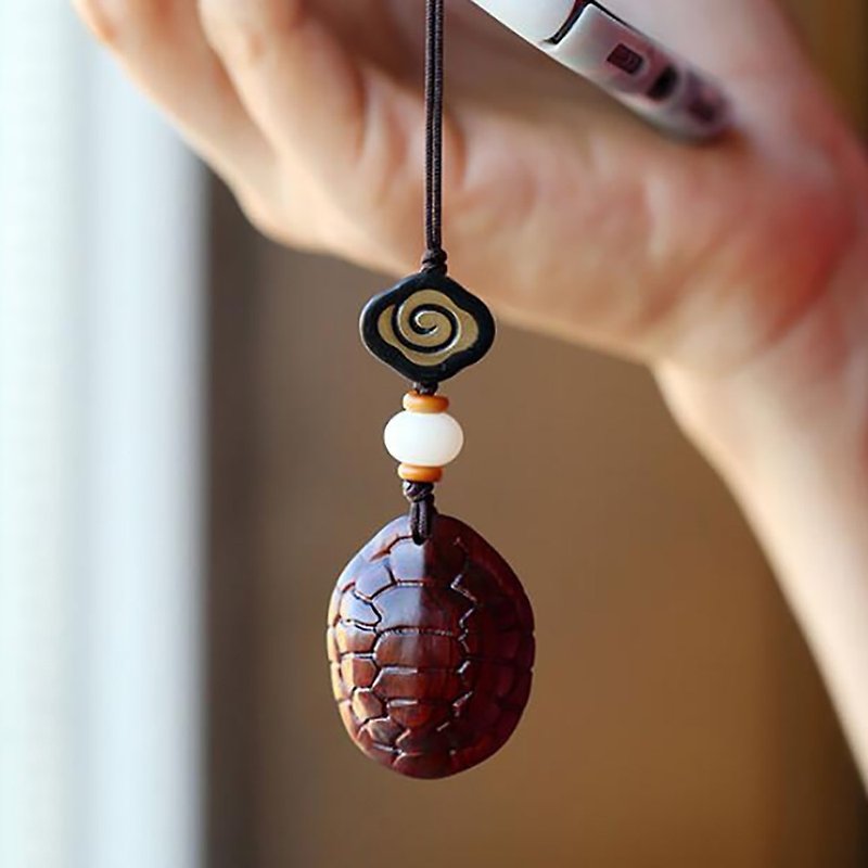 The richest red sandalwood pendant in the world (including consecration) Prosperous career, enrollment intention, seeking good luck and avoiding evil, gift recommendation - Keychains - Wood Brown