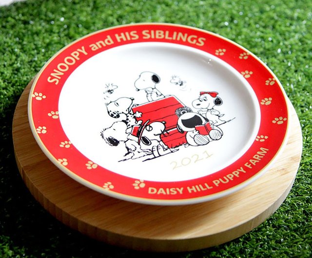 送料無料・特別価格】SNOOPY 記念イヤープレートシリーズ - ショップ