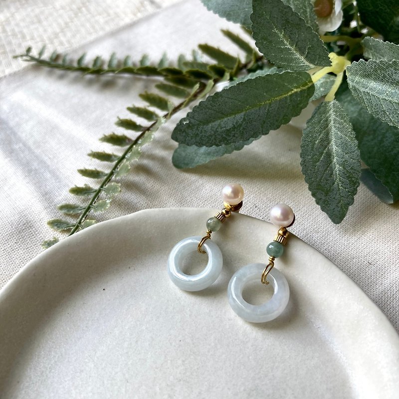 Laolin groceries | Two-wear pearl and jade earrings (needle/clip) - Earrings & Clip-ons - Copper & Brass Gold