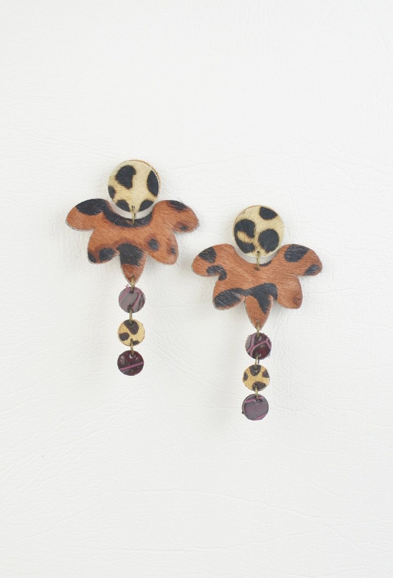 Leather Earrings in Brown and Burgundy Animal Pattern Genuine Salvaged Leather - ต่างหู - หนังแท้ สีนำ้ตาล