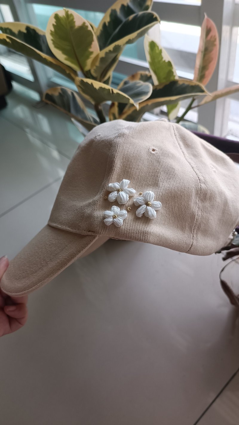 Pop Out Flower Cap - 其他 - 亞麻 卡其色