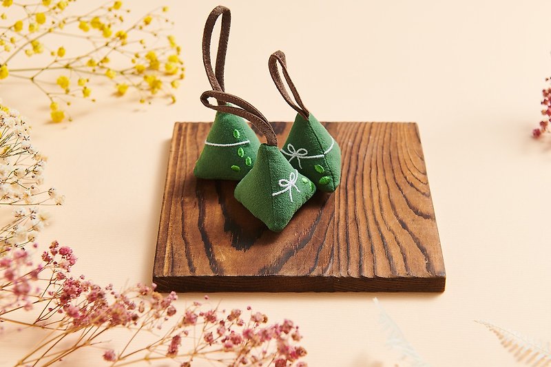 棉．麻 吊飾 綠色 - 樣樣好物 立體刺繡 粽子吊飾