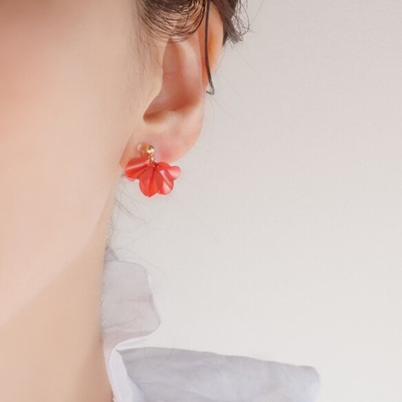 Red | Flowering frills | Earrings / Clip-On | 18Kgp