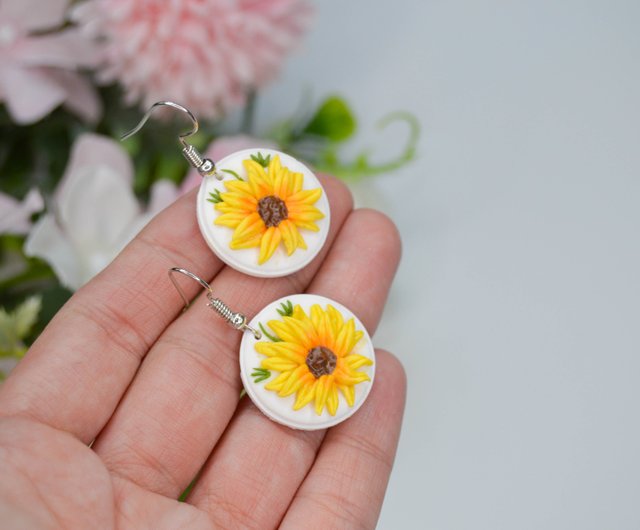 Yellow hot sale sunflower earrings