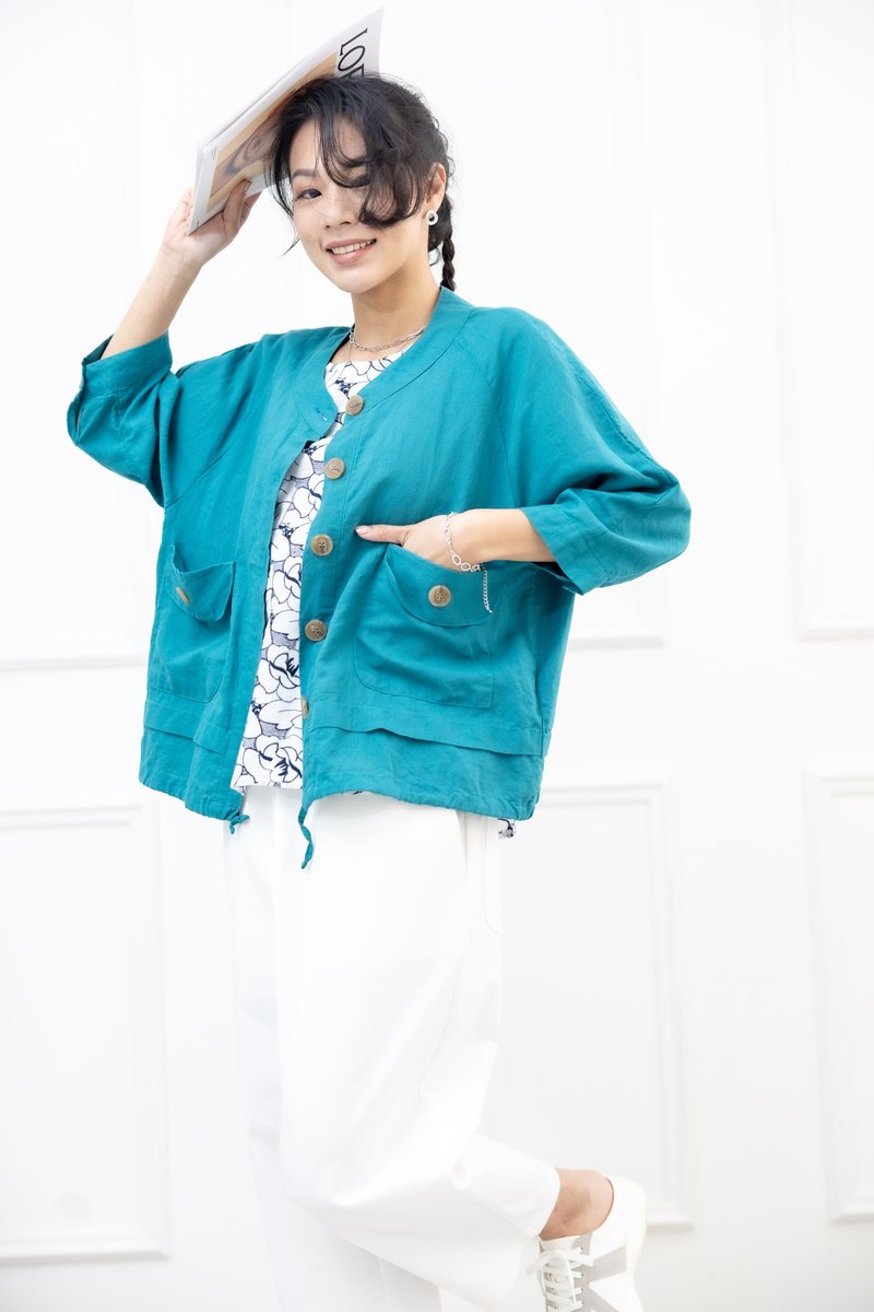 大鈕扣七分袖外套 湖水藍色 - 女西裝外套 - 其他材質 藍色