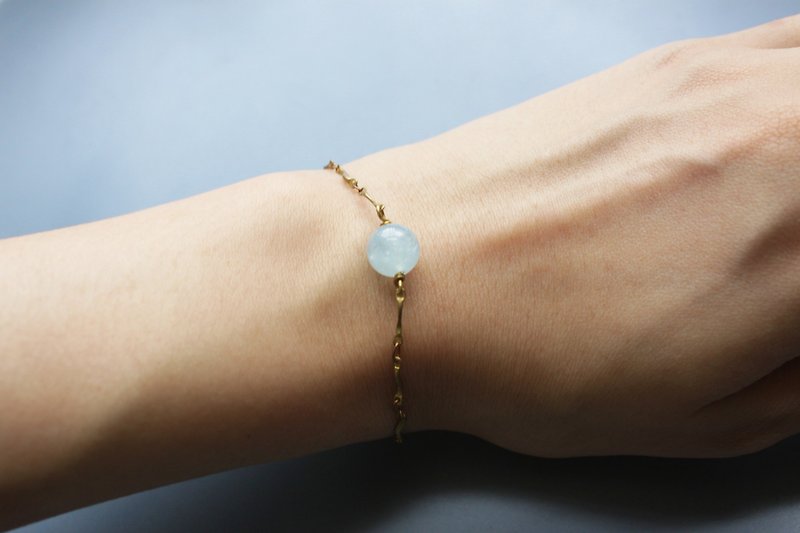 Morganite - bracelet - Bracelets - Other Metals Blue