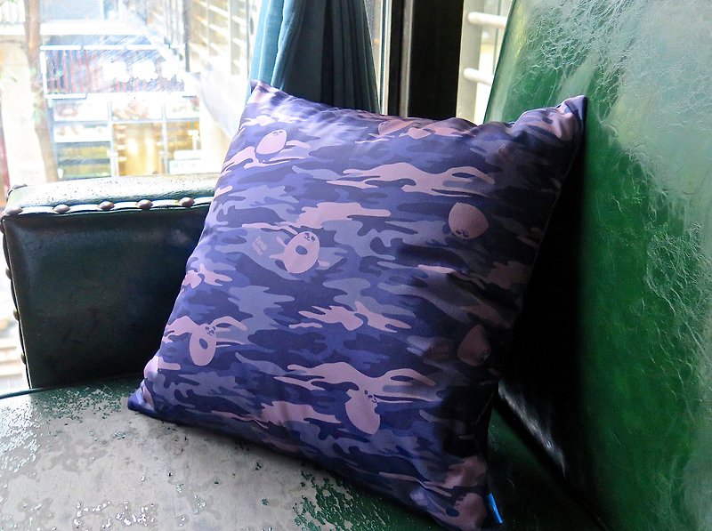 Panda Camouflage Guchen/Pillow/Upholstered/Pillow*Free Cotton Core Panda Camouflage Home Gift - หมอน - เส้นใยสังเคราะห์ สีน้ำเงิน