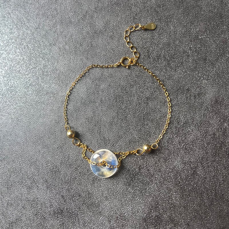 Moonstone Stone Buckle Bracelet - สร้อยข้อมือ - คริสตัล ขาว