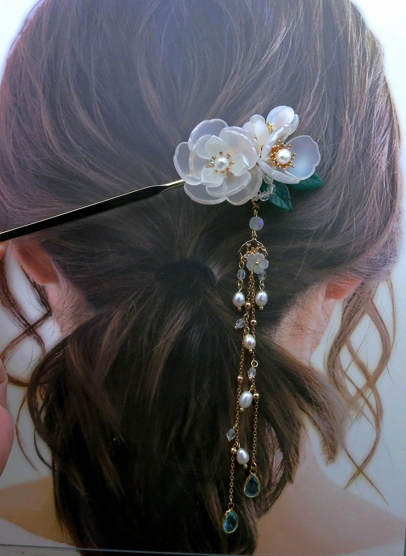 Lemon hand-made hair accessories Czech etched blue cherry blossom hairpin (tasse - เครื่องประดับผม - กระจกลาย ขาว