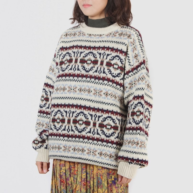 [Egg Plant Vintage] Snow Country Weaving Totem Ancient Sweater - Women's Sweaters - Wool 