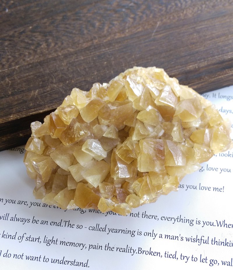 Calcite 福建產地 蜂蜜方解石 天然礦石 原礦 - 擺飾/家飾品 - 其他材質 