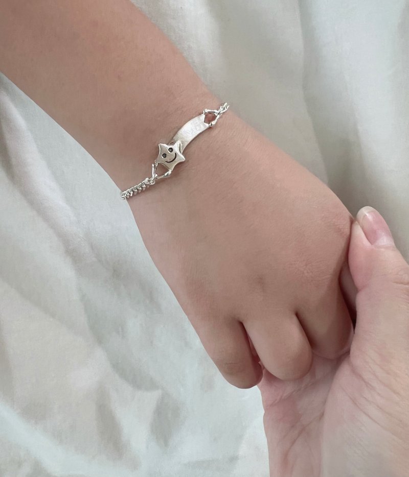 Make a wish as the shooting star passes by - baby's sterling silver bracelet - first birthday - เครื่องประดับ - เงินแท้ สีเงิน