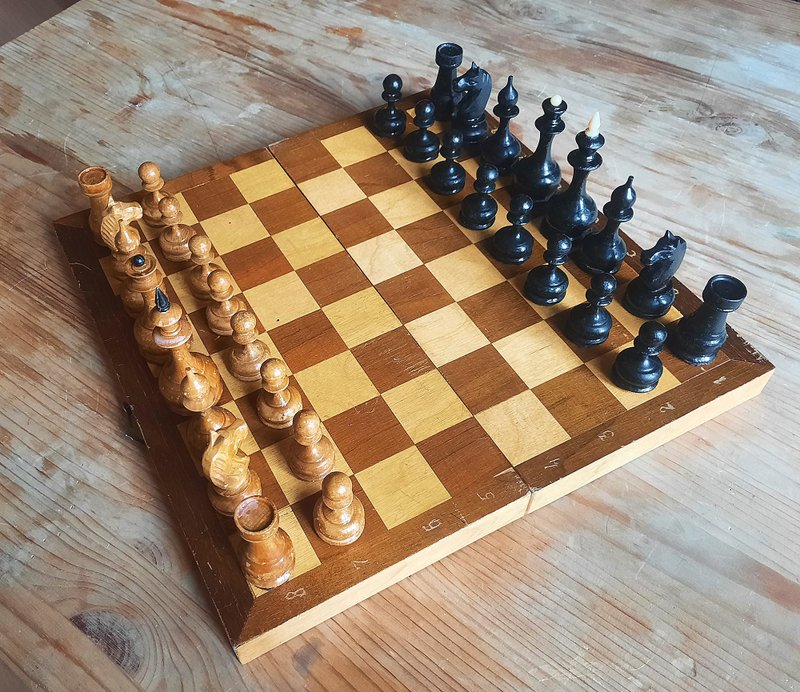 1960s vintage Soviet chess set — Zvenigorod small wooden chess made in USSR - 桌遊/牌卡 - 木頭 