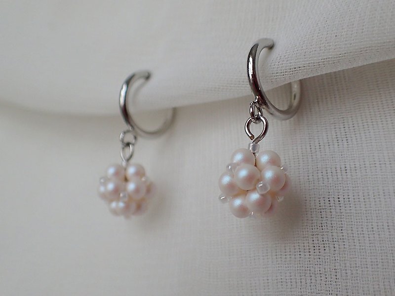 Beaded Earrings, Cubic right angle, SWAROVSKI ELEMENTS, one pair - Earrings & Clip-ons - Glass 