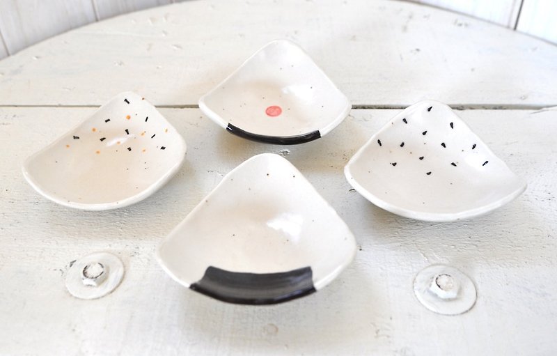Rice ball bowl mini (as a small bowl and dish) - Pottery & Ceramics - Pottery White
