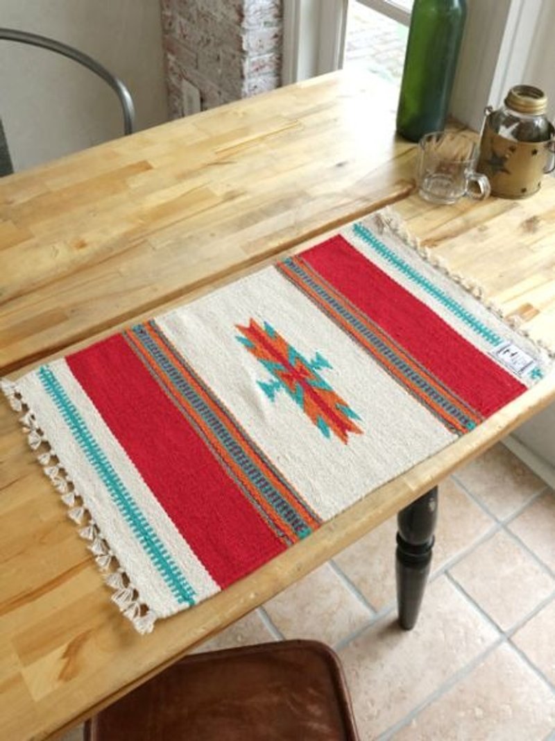 [Pre-order] ☼ national totem placemat ☼ (5 colors) - ผ้ารองโต๊ะ/ของตกแต่ง - ผ้าฝ้าย/ผ้าลินิน หลากหลายสี
