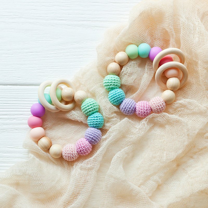 Pastel Rainbow Baby Rattle - Wooden & Silicone Teething Ring Toy - Baby Teether - 彌月禮盒 - 木頭 多色