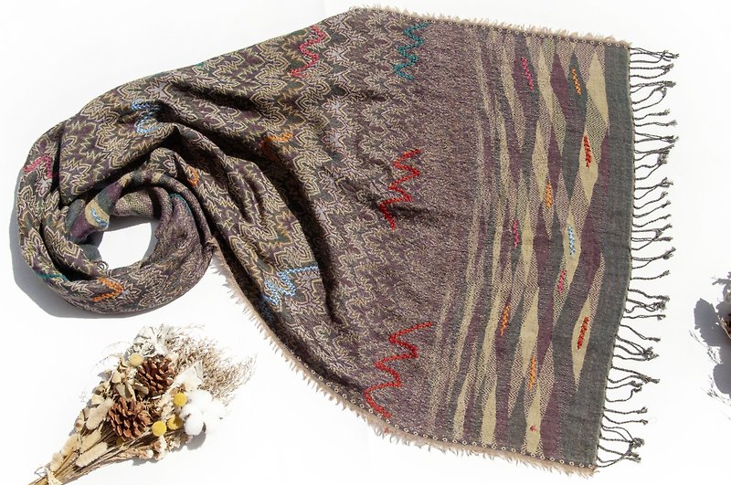 Cashmere/boiled wool shawl/knitted scarf/embroidered scarf/cashmere shawl-flower - Knit Scarves & Wraps - Wool Multicolor