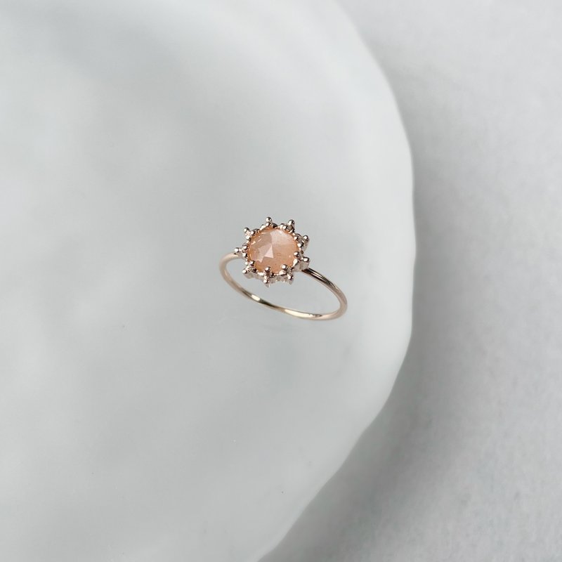 Big Sunshine Peach Moonstone Ring - แหวนทั่วไป - เครื่องเพชรพลอย 