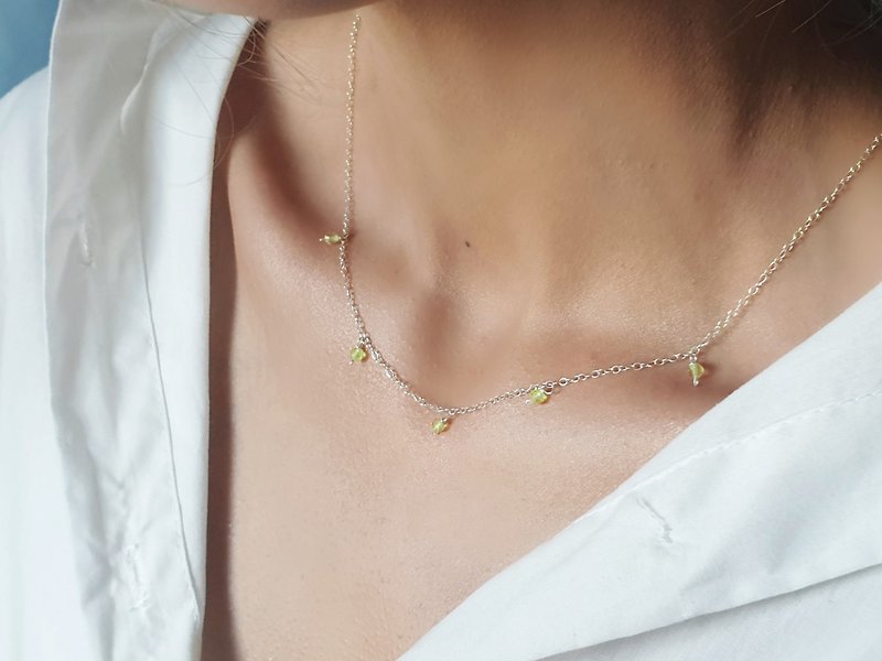 Tiny Fruitful Peridot, Olivine Choker Necklace, Adjustable, August Birthstone - Necklaces - Crystal Green