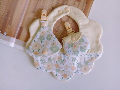 晴天鞋鞋 【5日內出貨】花朵 彌月禮物 嬰兒圍兜 奶嘴夾 平安符袋