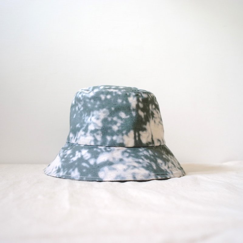 日本面料光的陰影 手工漁夫帽 - 帽子 - 棉．麻 藍色