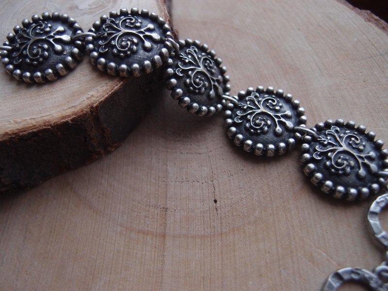 Barocco style vintage bracelet - 手鍊/手環 - 純銀 銀色