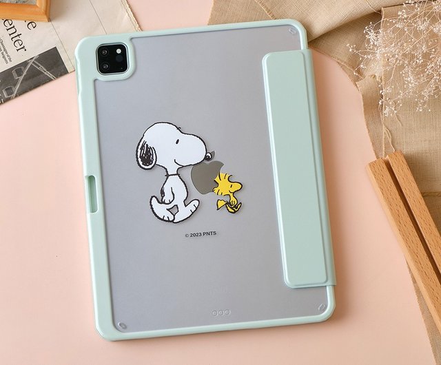 SNOOPY 嬉しそうに手を挙げるスヌーピー iPad 三つ折り保護ケース