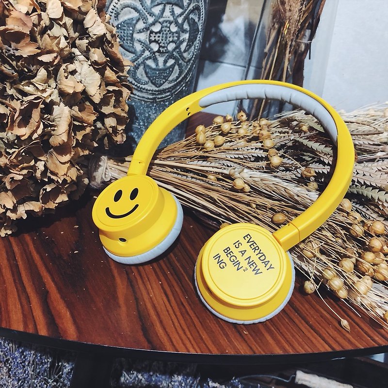 BRIGHT customized wired headset EverydayIsANewBeginning Everyday is a new day - Headphones & Earbuds - Plastic Yellow