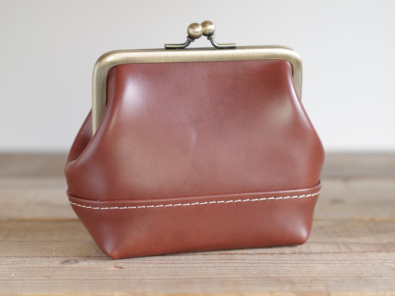 レザーがま口 ミニポーチ アンティークブラウン - 化妝包/收納袋 - 真皮 咖啡色