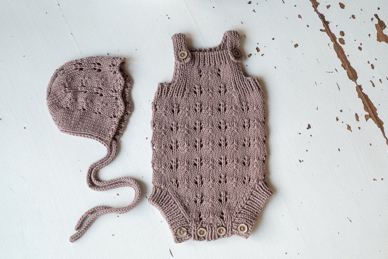 Brown bodysuit for newborns: the perfect outfit for a baby - เครื่องประดับ - โลหะ สีนำ้ตาล