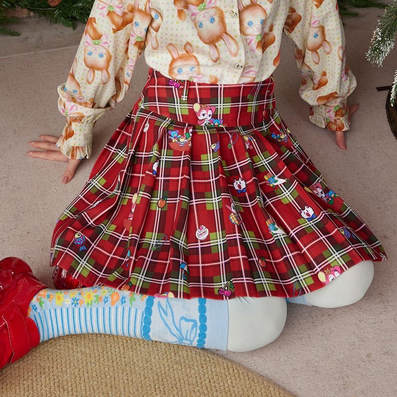 Red Plaid Christmas Bear Autumn and Winter Thickened Skirt Pleated Skirt - กระโปรง - วัสดุอื่นๆ สีแดง