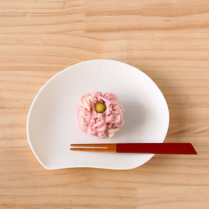 白瓷　小皿　菓子皿　マット - 盤子/餐盤/盤架 - 陶 白色