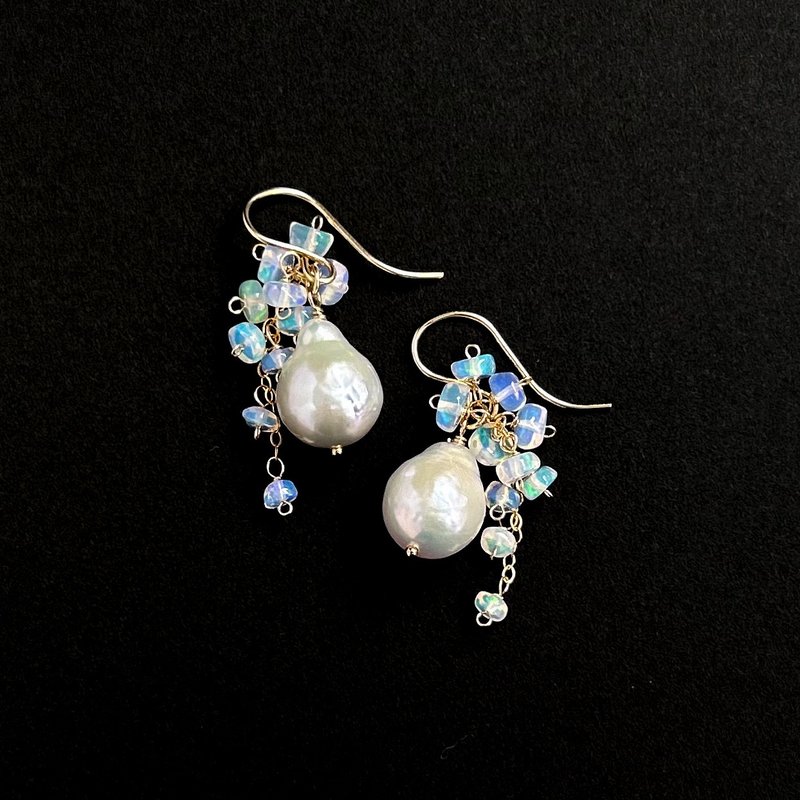 Freshwater pearl and precious opal short bouquet earrings　14KGF - ต่างหู - ไข่มุก 