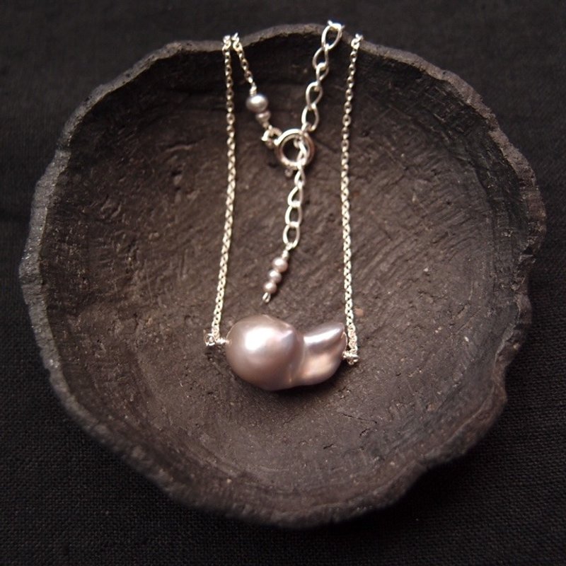 【SV】Mini Baroque Pearl Necklace　ミニグレーバロックパール ネックレス - 項鍊 - 寶石 銀色
