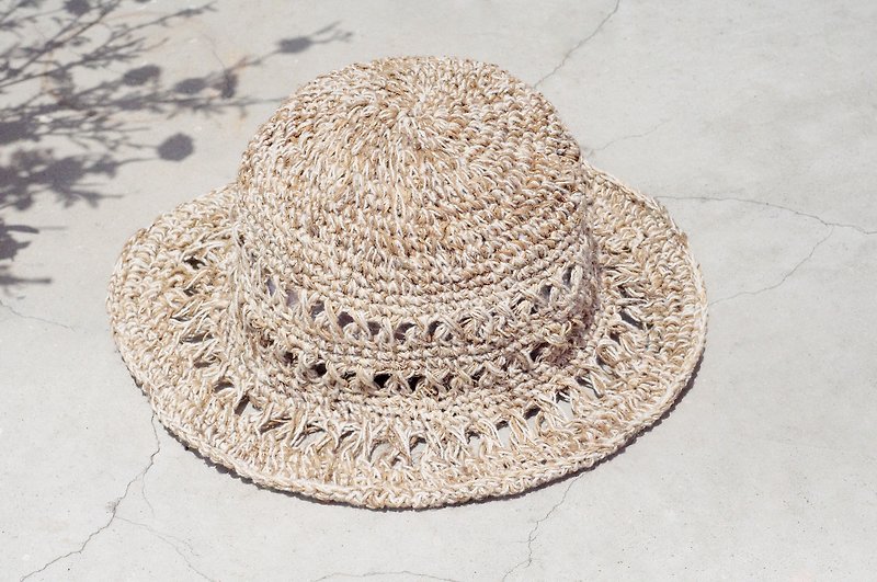 Valentine's Day hand-woven cotton and linen hat / weaving hat / fisherman hat / straw hat / straw hat - original flavor of the summer hollow woven raw cotton linen - หมวก - ผ้าฝ้าย/ผ้าลินิน สีกากี