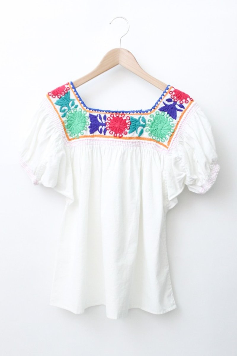[] US Air RE0706MT019 Mexico made cotton embroidered flowers vintage blouse - เสื้อผู้หญิง - ผ้าฝ้าย/ผ้าลินิน ขาว