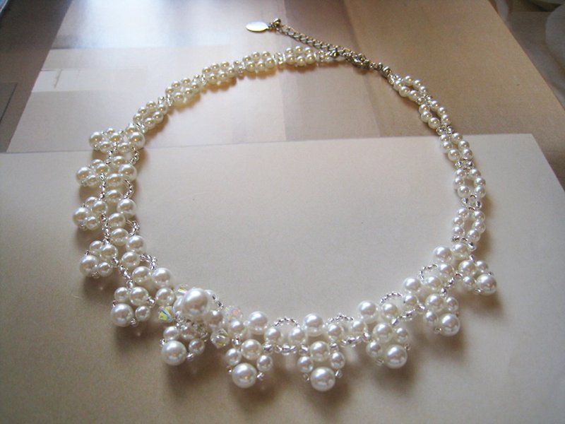 Silky Pearl & Crystal Choker / PEB : White Bridal* - Necklaces - Pearl White