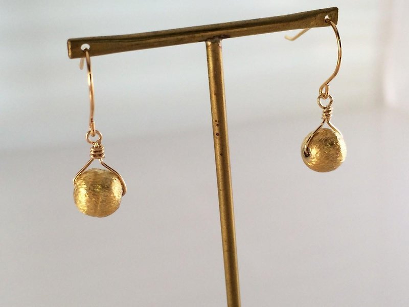 Golden Vermeil Ball K14GF Earrings - ต่างหู - เครื่องเพชรพลอย สีทอง