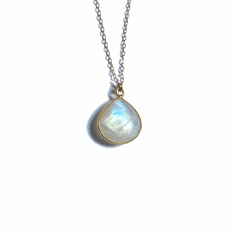 Beautiful heart-shaped section moonstone necklace - สร้อยคอ - เครื่องเพชรพลอย สีเงิน