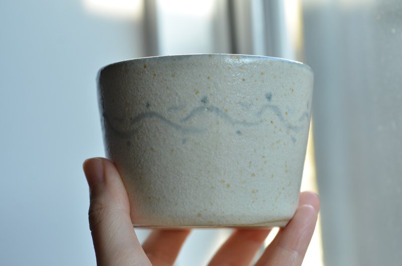 陶杯 | 水墨 | 海浪 - 咖啡杯/馬克杯 - 陶 卡其色