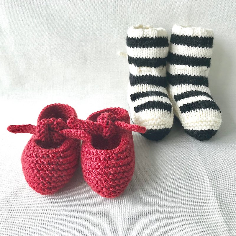 border baby bootie set - Baby Gift Sets - Wool Red