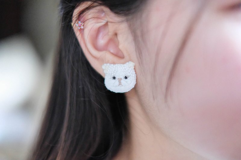 Earrings , Embroidery thread, cat pattern - Earrings & Clip-ons - Thread White