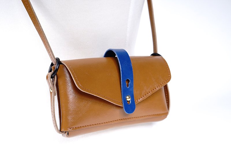 Camera portable package - (Selfie Camera Bag) - Caramel - Camera Bags & Camera Cases - Genuine Leather Khaki