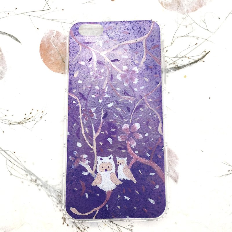 【貓頭鷹櫻花樹下的悄悄話】插畫空壓手機殼 - 手機殼/手機套 - 塑膠 紫色